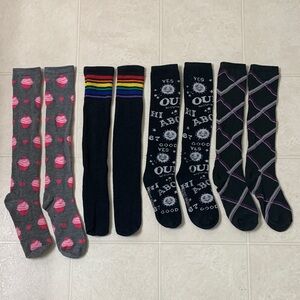 🌷3 for$25🌷Unbranded, SZ 5-10, 4 Pairs Of Multi Colour Knee High Socks